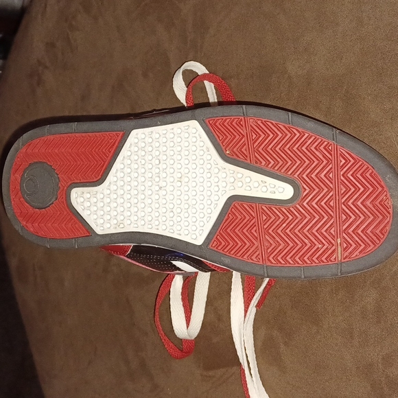 *DISCONTINUED* *RARE* BLACK, RED, AND WHITE OSIRIS SNEAKERS - Picture 6 of 7